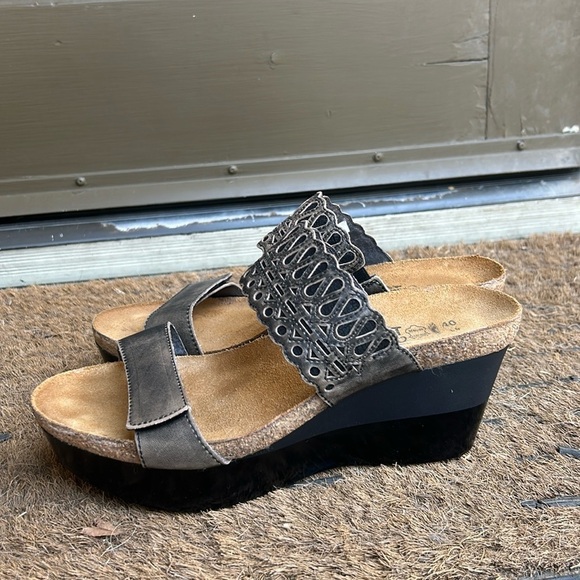 Naot Rise Wedge High Heel Leather Sandals Sz 40 Bohemian Hippie Comfort Shoes - Picture 1 of 7